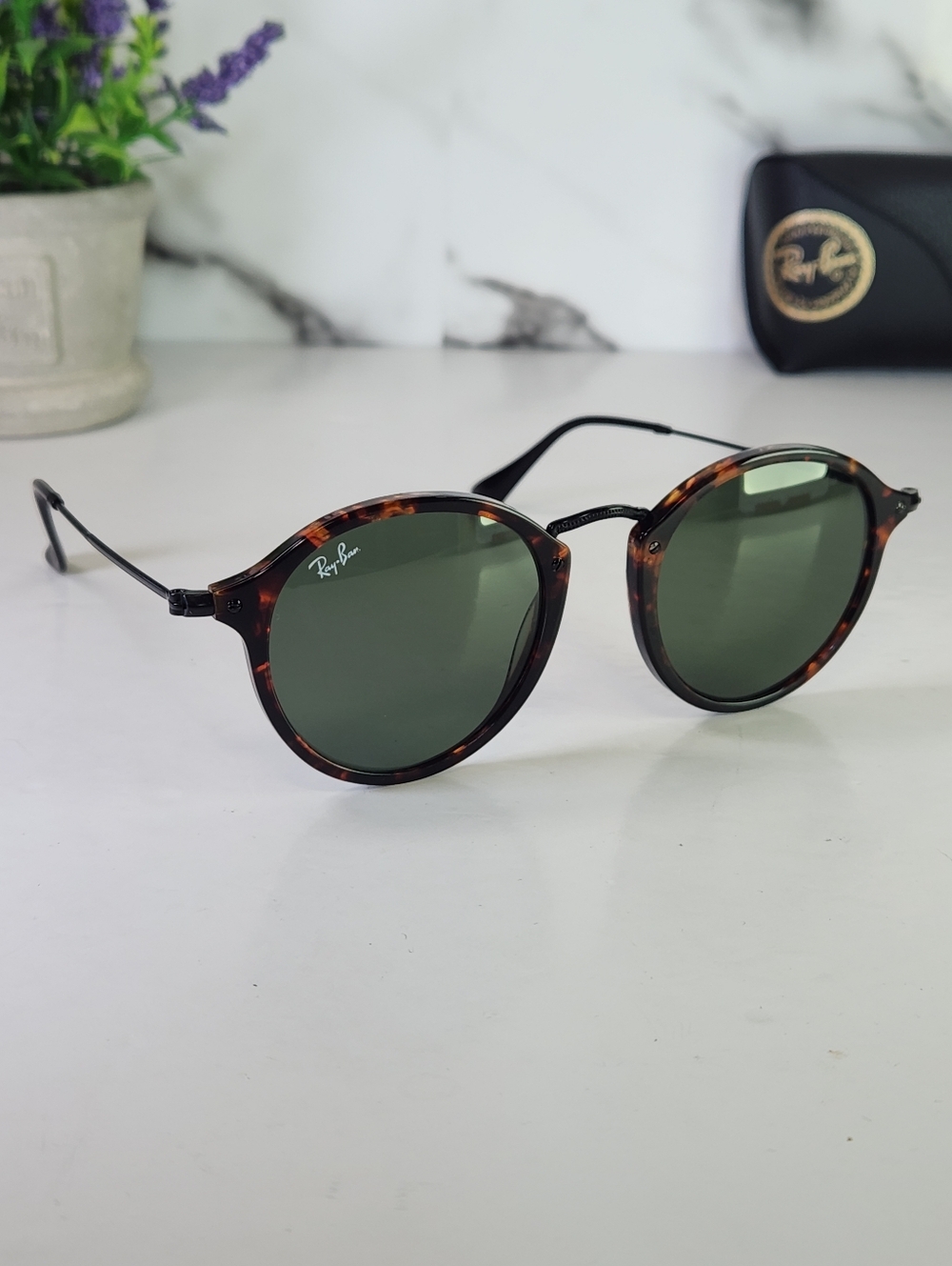 Ray-Ban Round Flex Sunglasses. Tortoise Black Metal Frame. RB2447. Made In Italy